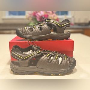 New Balance Mens Size 12 Wide Appalachian Closed Toe Hiking Sandals Brown